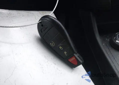 2014 Jeep Cherokee Latitude из США, поврежденный, VIN 1C4PJMCS0EW268597